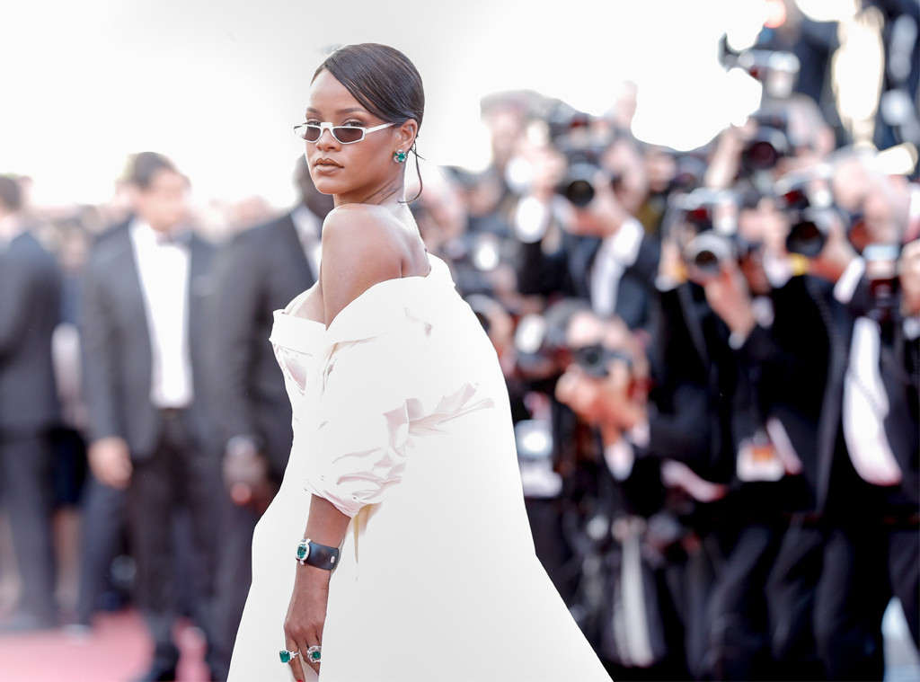 ESC: Rihanna ESC: Rihanna